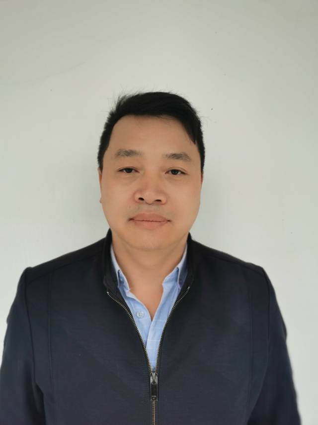 罗战忠