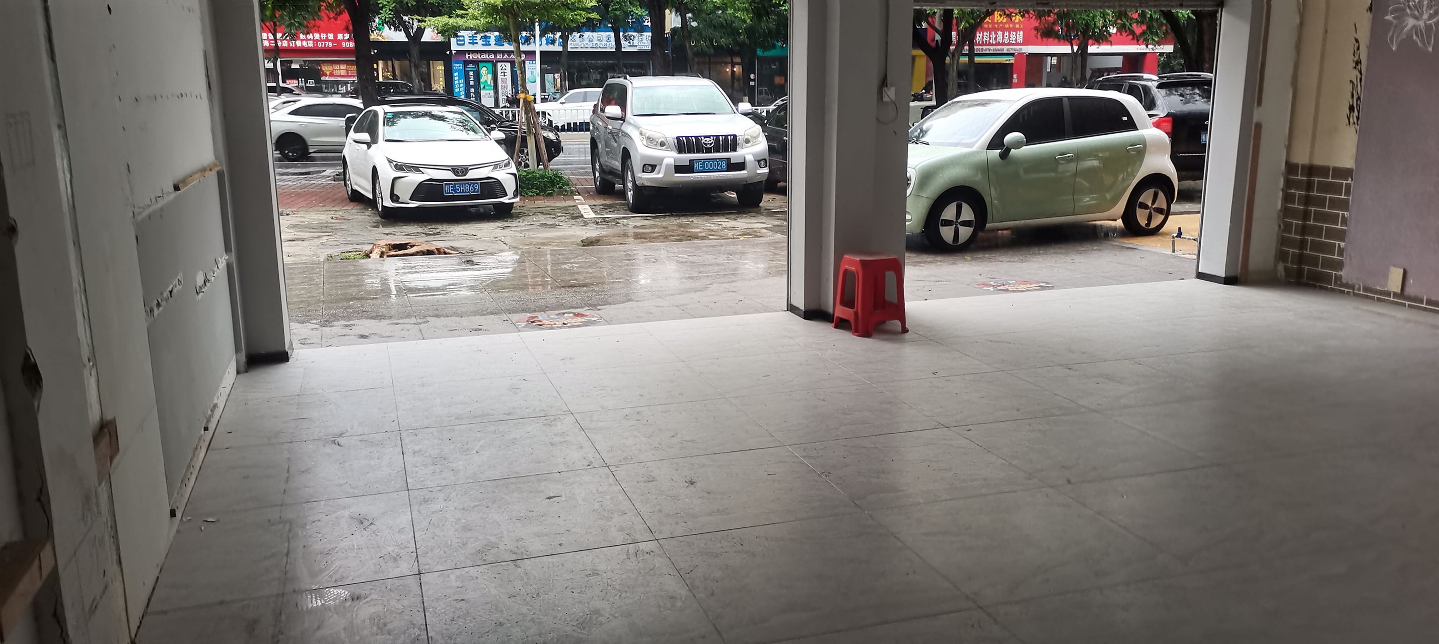 重庆路临街旺铺招租