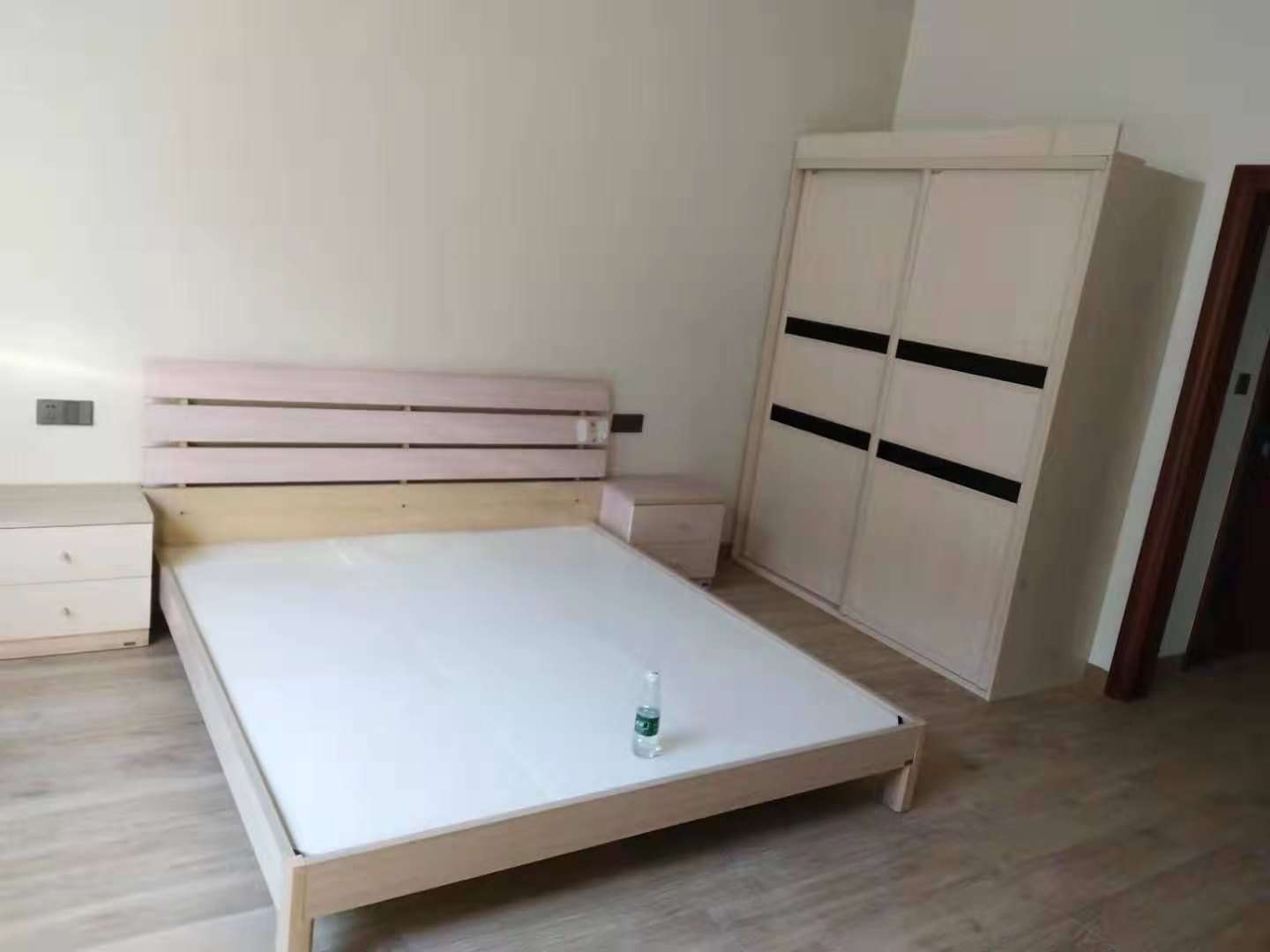 缩略图 4