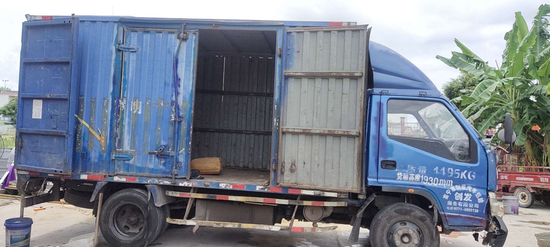 找台4米2箱式货车