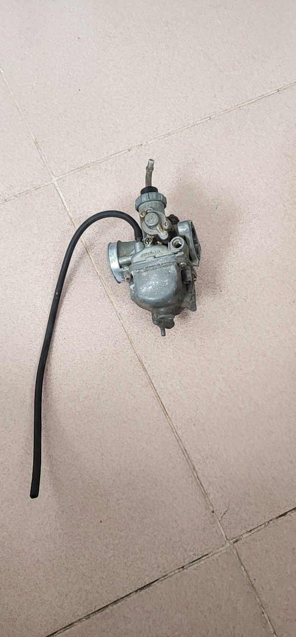 出售一个雅马哈原装化油器