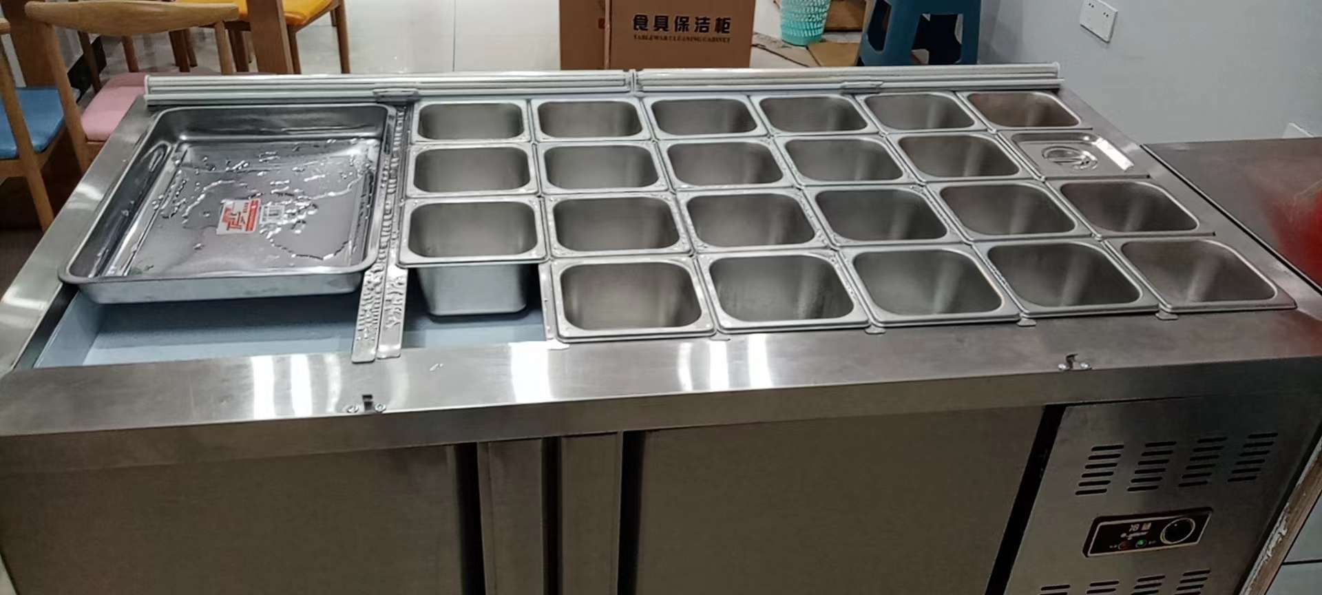 低价出售九点五成新糖水柜