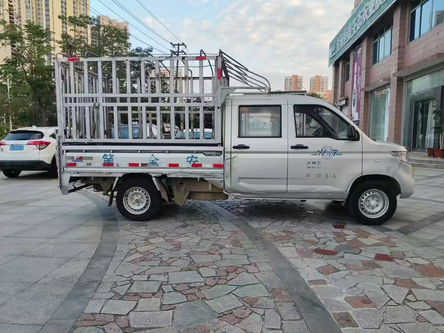 缩略图 9