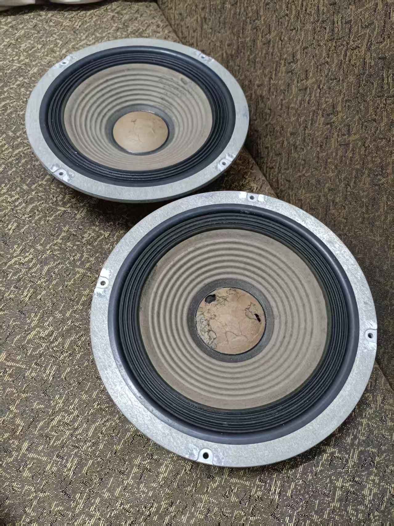 古董索尼喇叭 