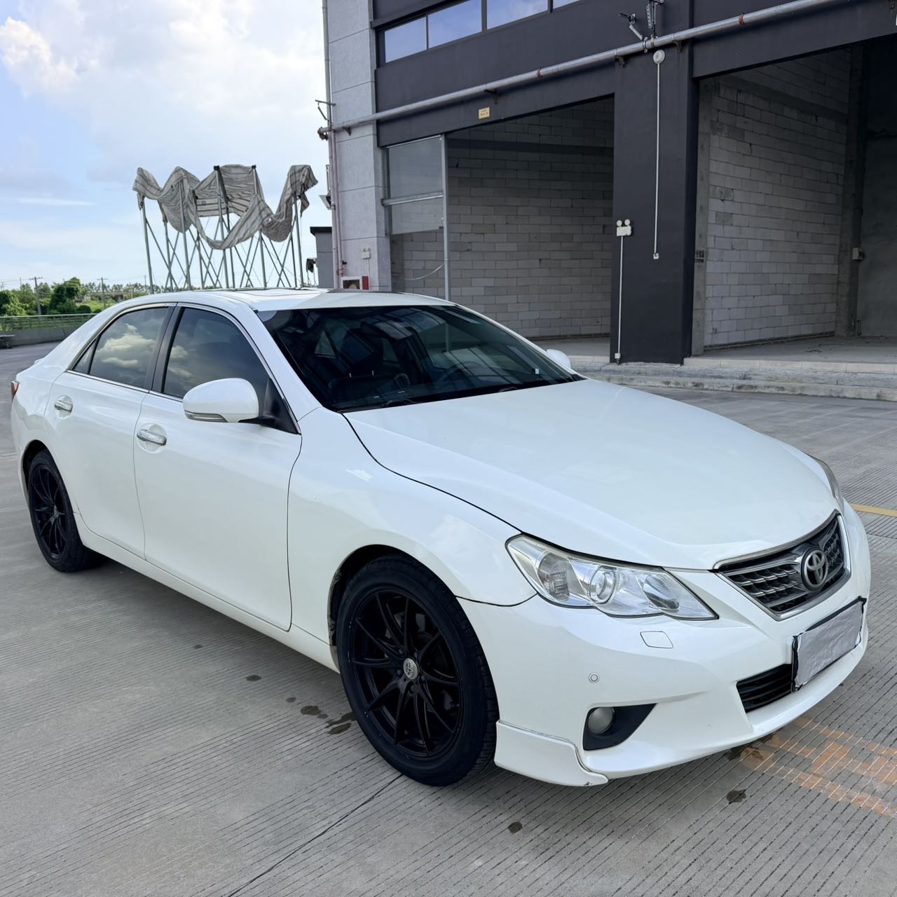 2011年丰田锐志2.5V精品车