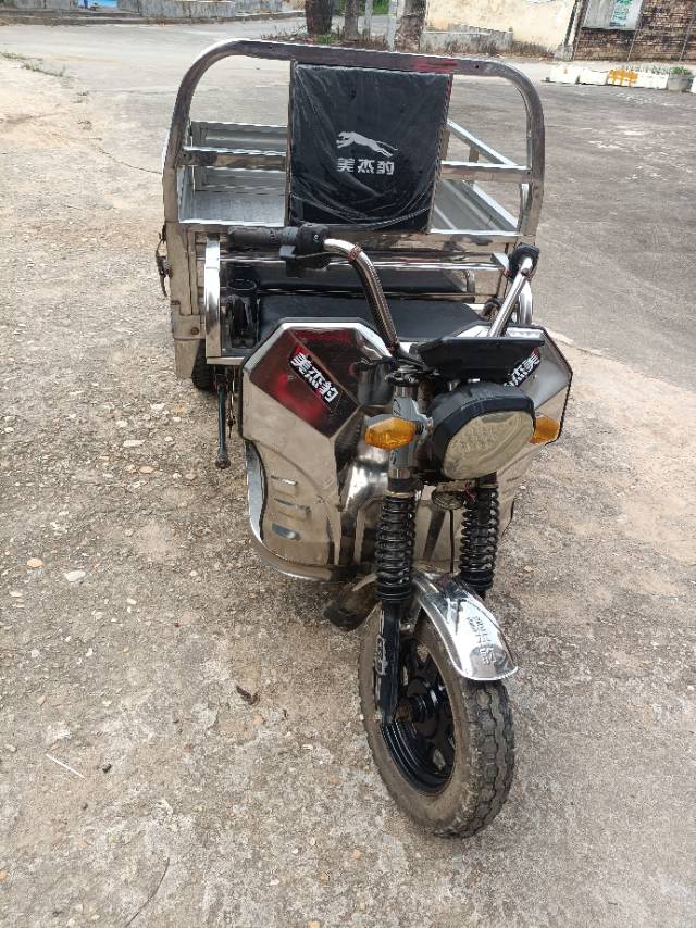 一米六不锈钢电动三轮车