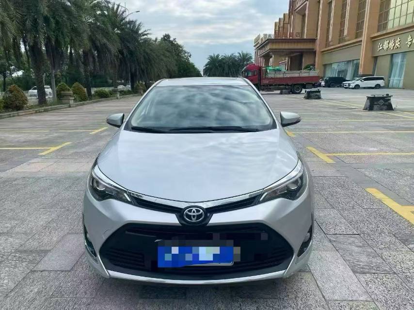 2019款丰田雷凌1.2T自动精英版