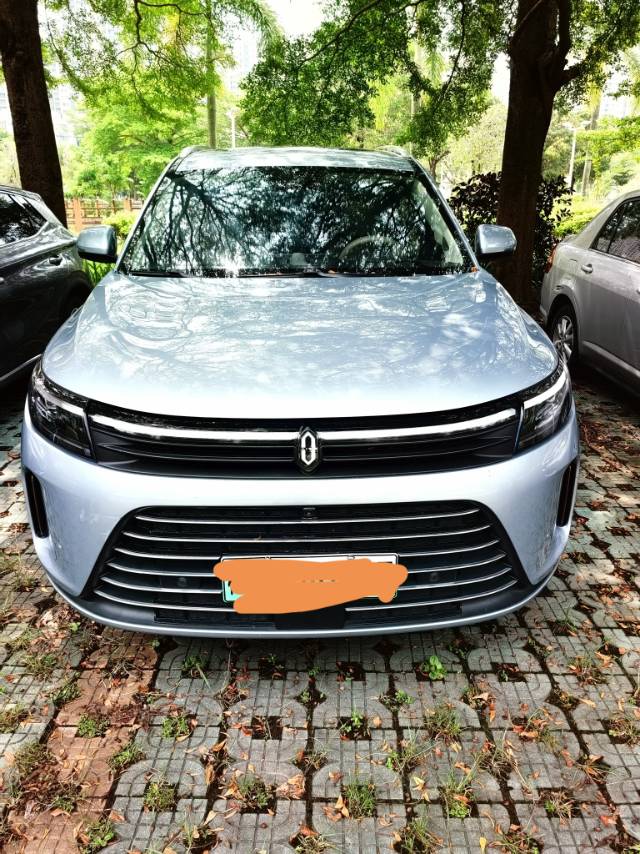 2024款问界M7后驱Plus版五座