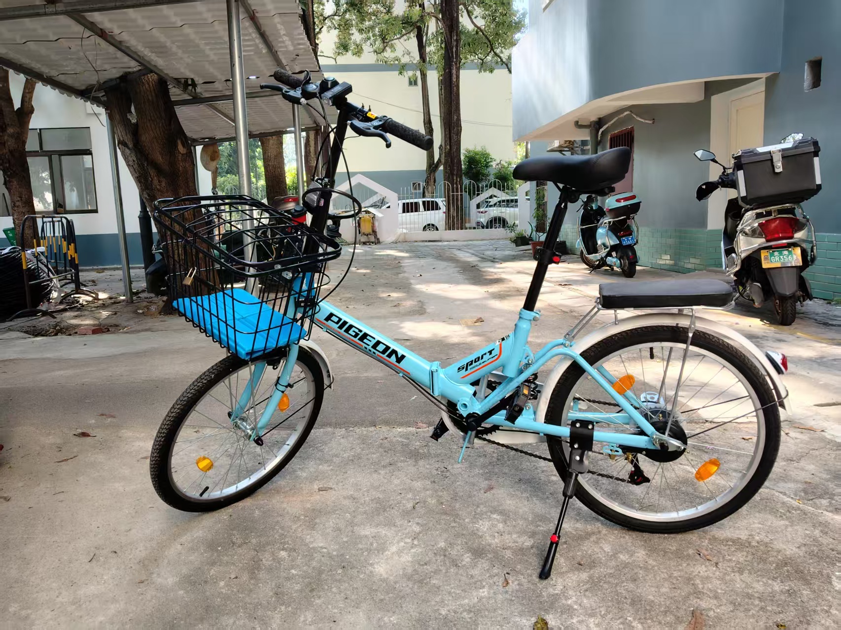 全新飞鸽七变速折叠自行车转让