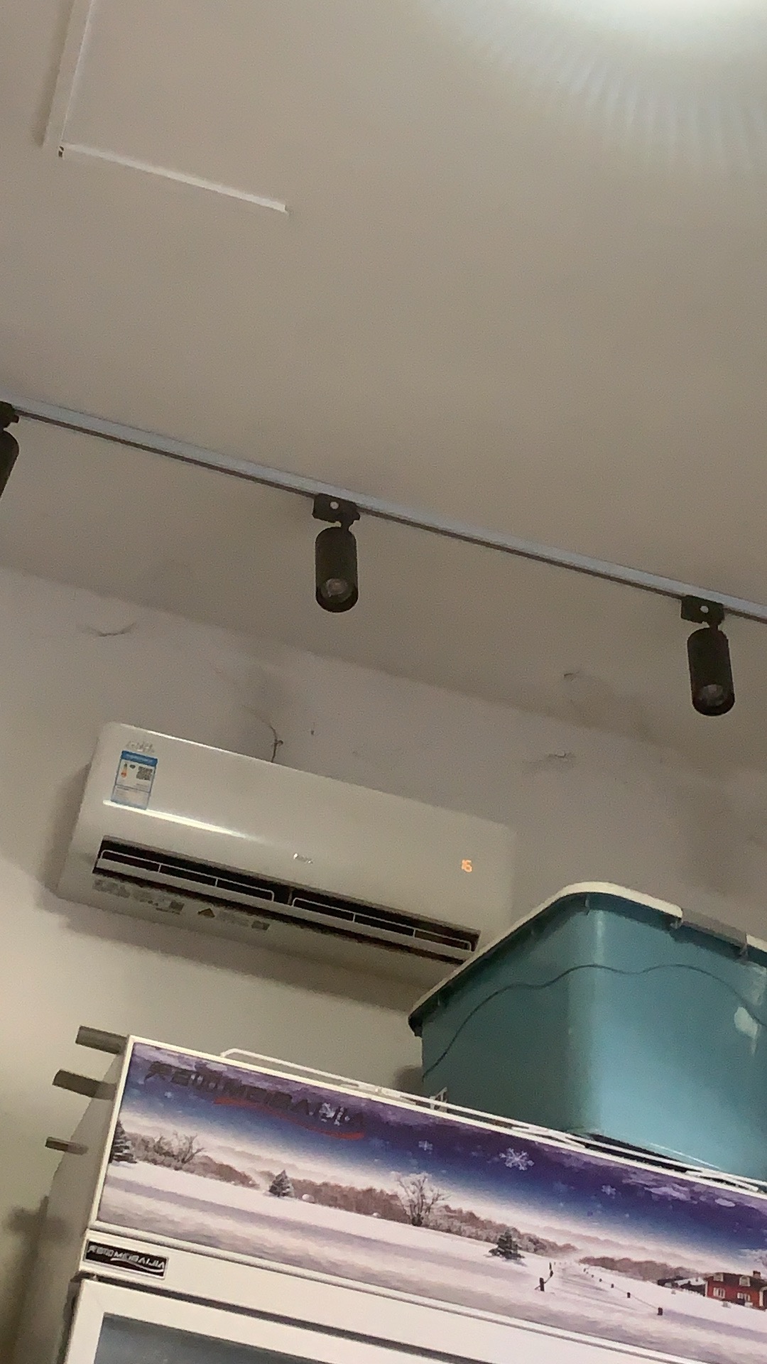 铺面搬迁出售空调