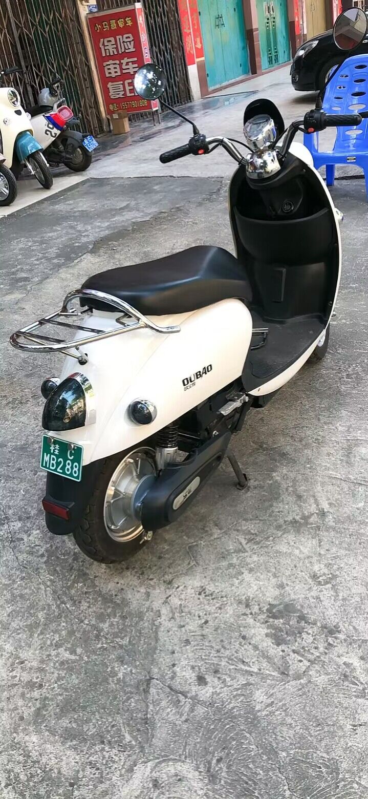 1560